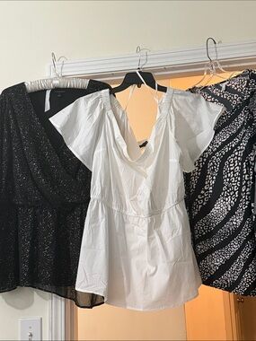 Bundle, tops size 22& 22/24. Gently used